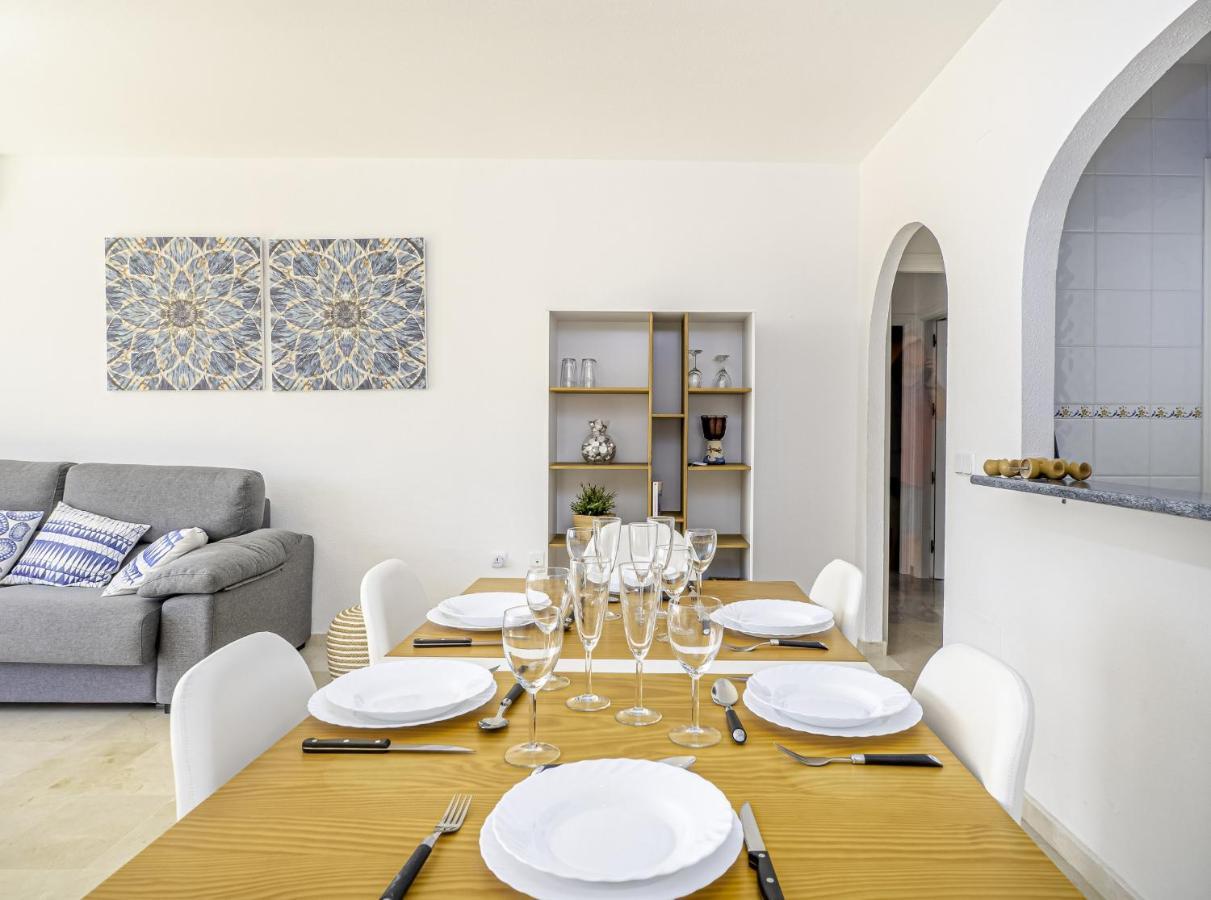 2308- 2Bedrooms Apt With Stunning Sea View-Terrace 마닐바 외부 사진